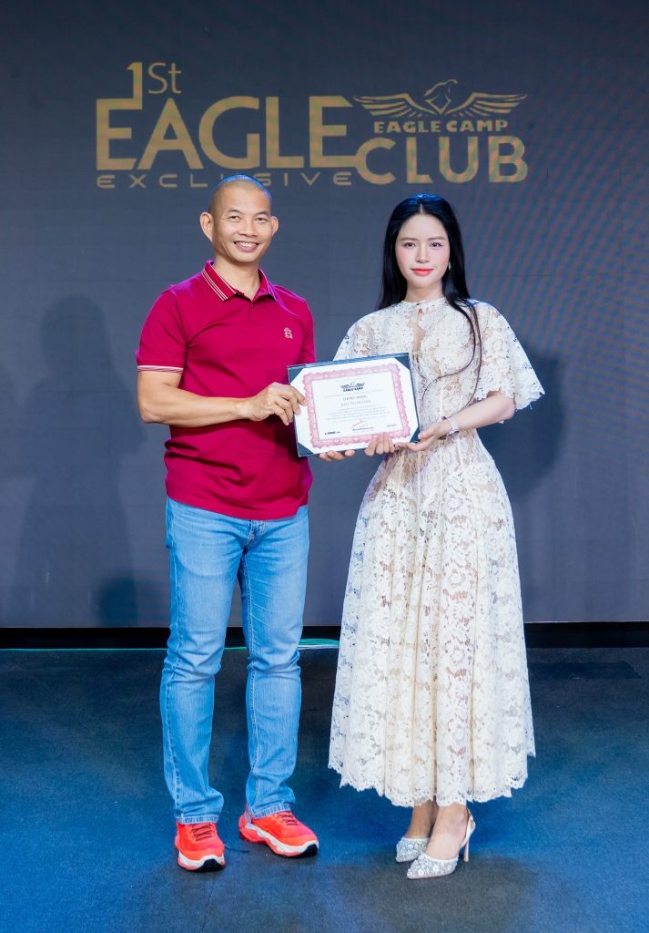 Doanh Nhân Ngoan Đào