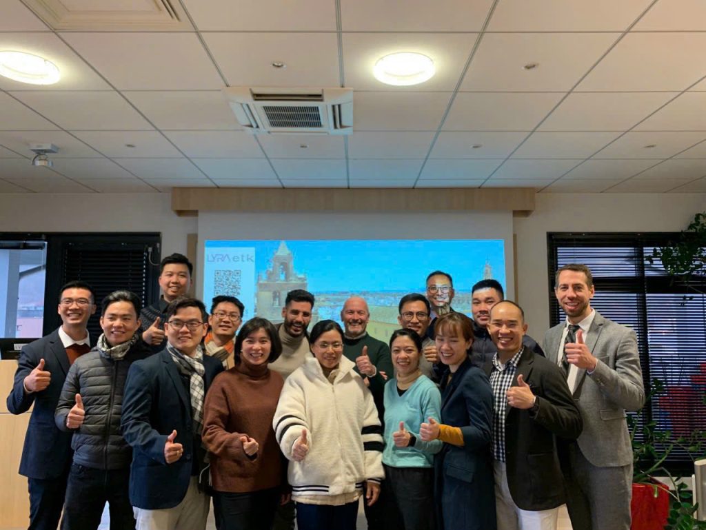 Bác Sĩ Lê Thị Yến tại hội nghị miễn dịch